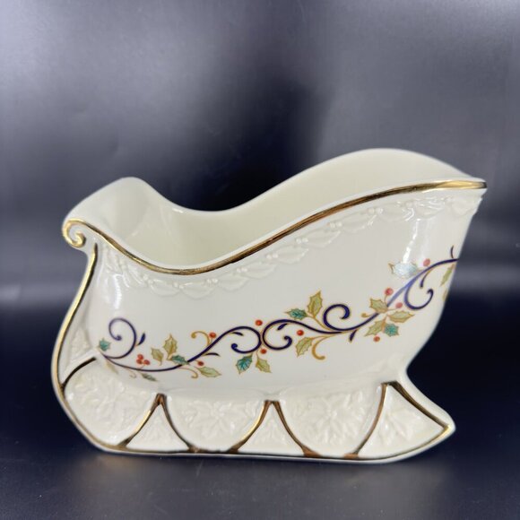 MIkasa Holiday Bloom Christmas Sleigh Centerpiece Fine China Retired New Sticker - Picture 14 of 16